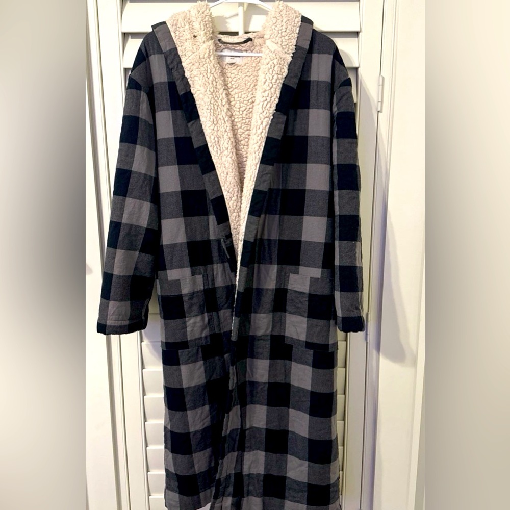 Goodfellow flannel robe
